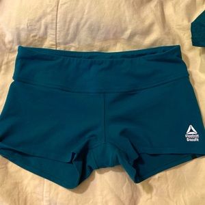 Reebok CrossFit Chase booty shorts like new size medium teal dark teal